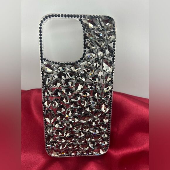 Glamorous Black Crystal Case for iPhone 16 Pro Max - Picture 5 of 7